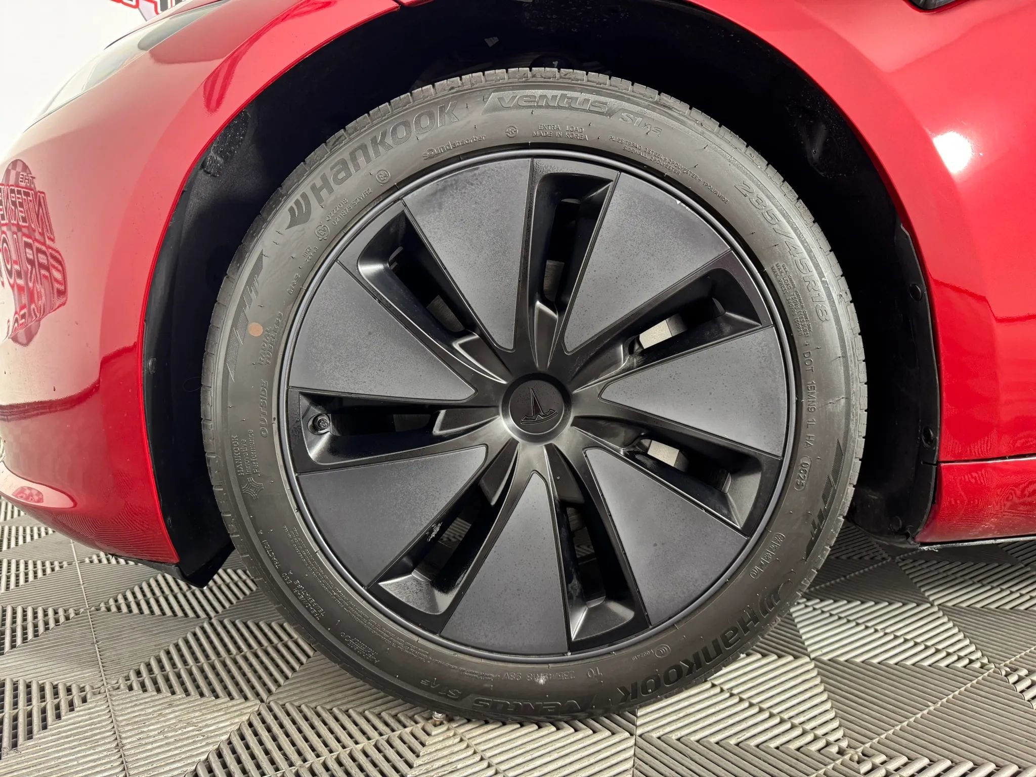 Used 2025 Tesla Model 3 Long Range AWD/4WD image 42