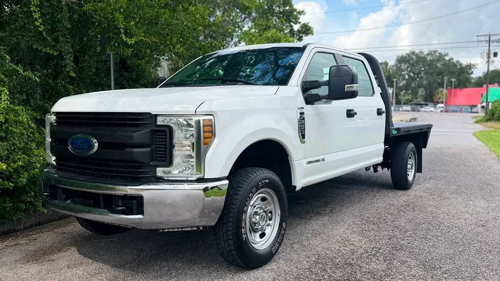 Used 2019 Ford F250 XL w/ Power Equipment Group AWD/4WD image 4