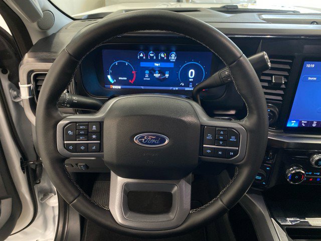 Used 2025 Ford F450 Lariat w/ Lariat Ultimate Package image 19