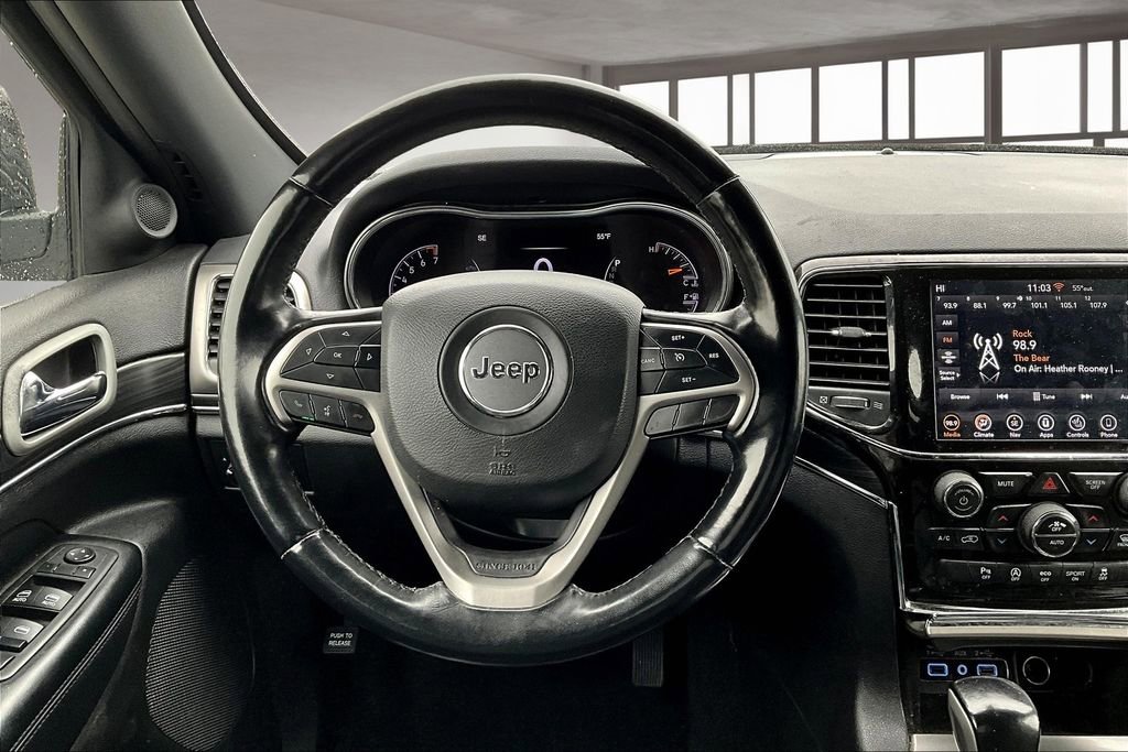 Used 2022 Jeep Grand Cherokee Limited image 6