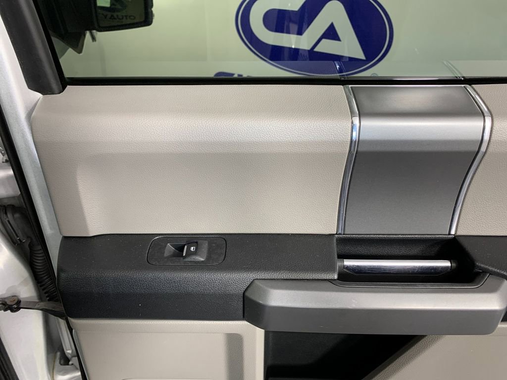 Used 2015 Ford F150 XLT w/ Equipment Group 302A Luxury RWD image 30