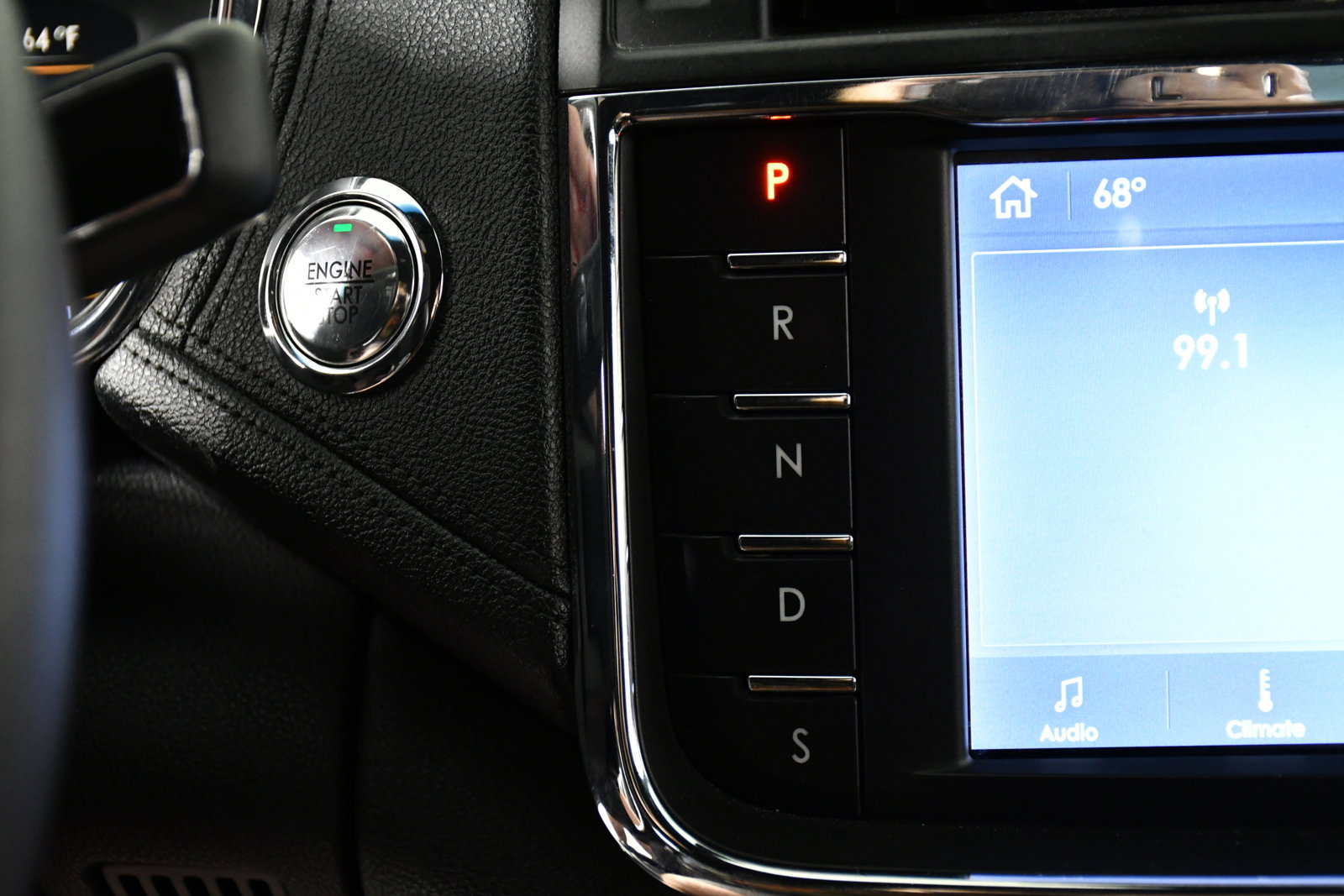 Used 2020 Lincoln Continental image 18