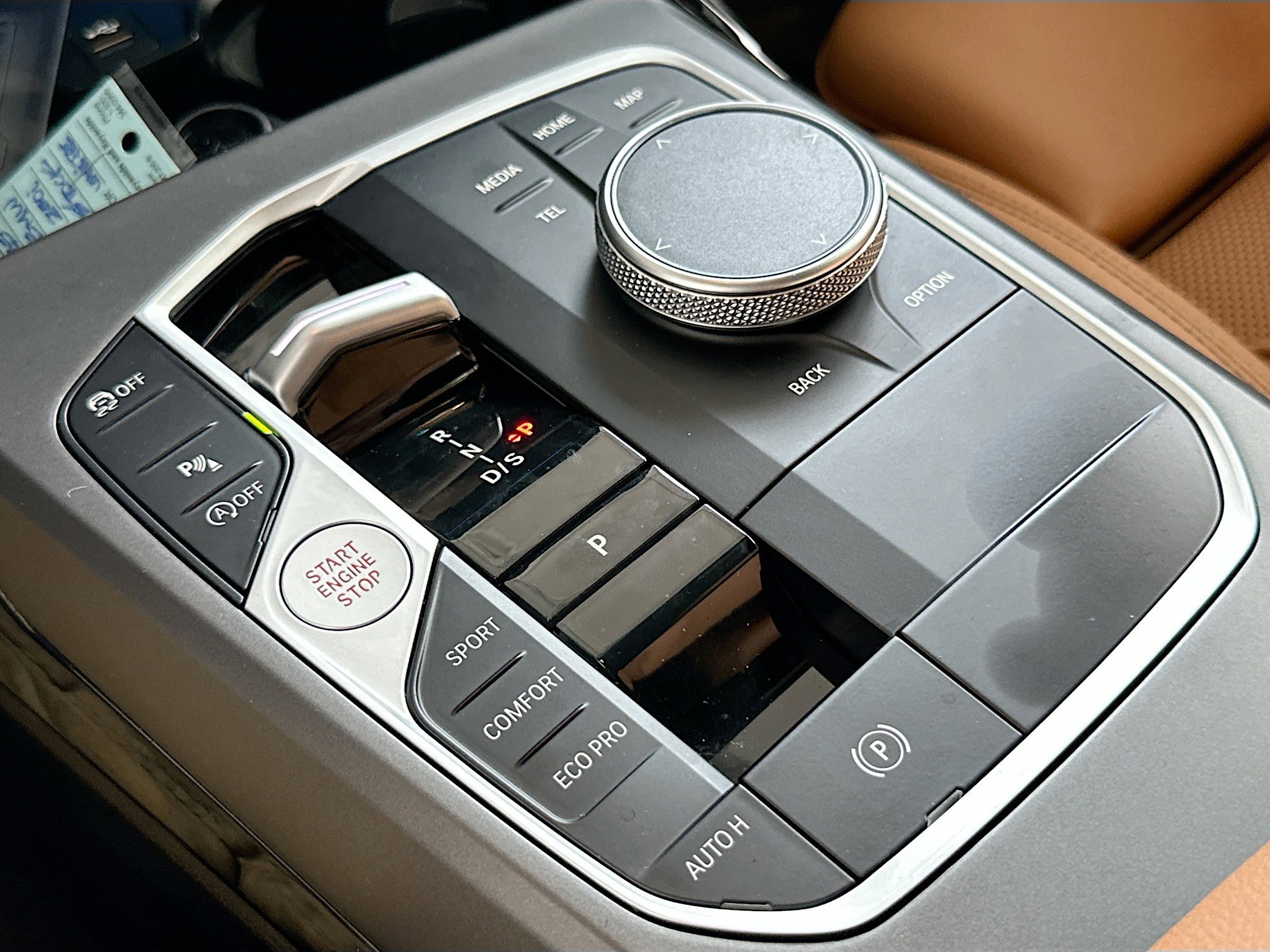 Certified 2025 BMW 230i Coupe w/ Convenience Package image 17