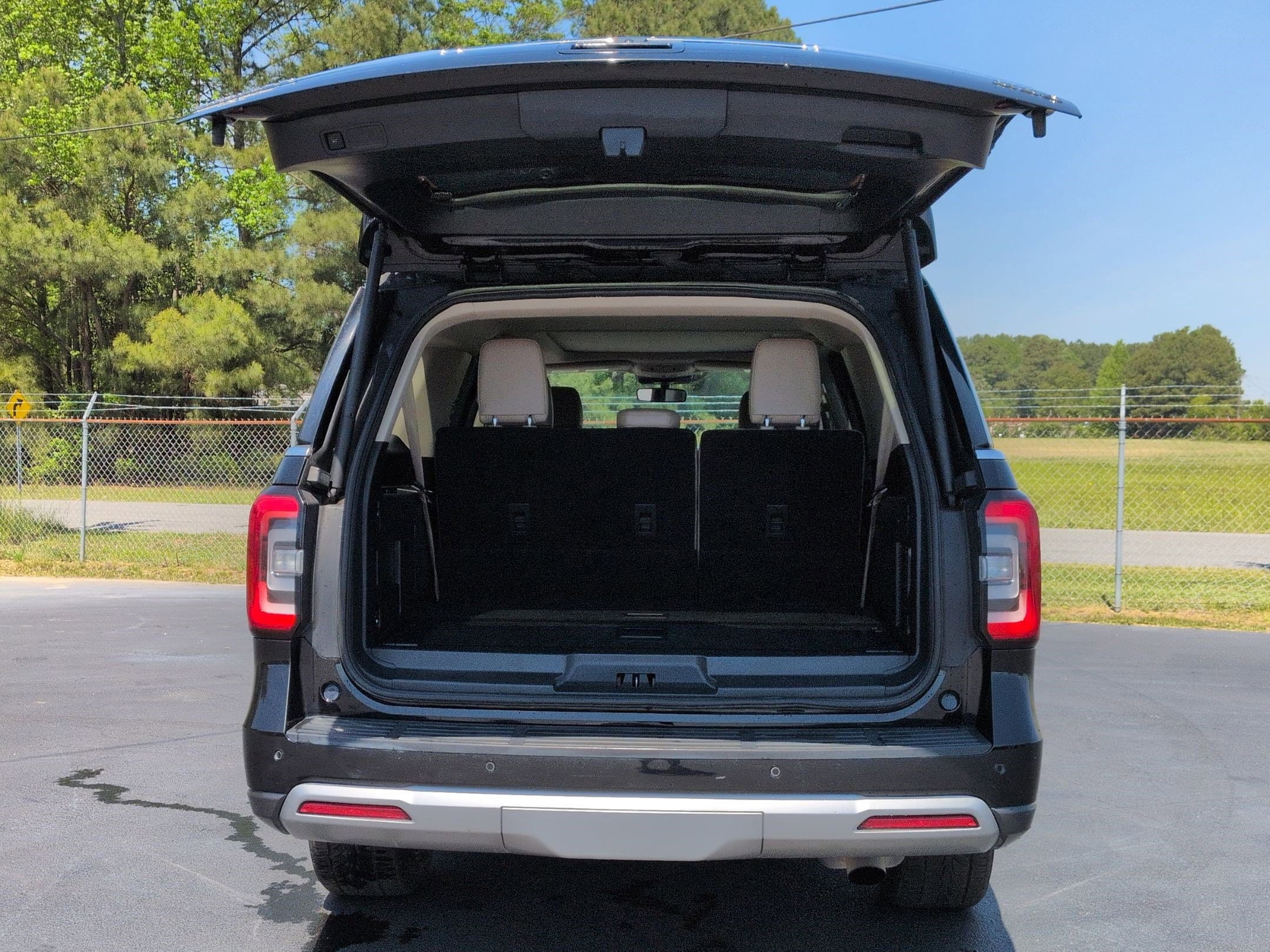 Used 2024 Ford Expedition Max Limited AWD/4WD image 34