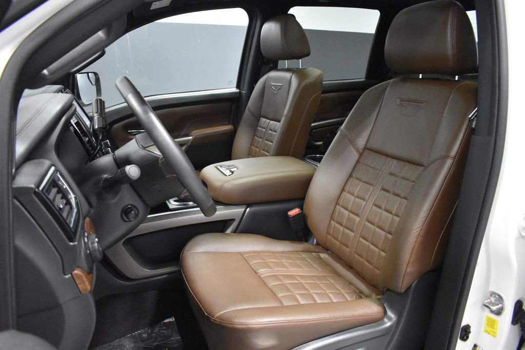 Certified 2023 Nissan Titan Platinum Reserve w/ Moonroof Package AWD/4WD image 5