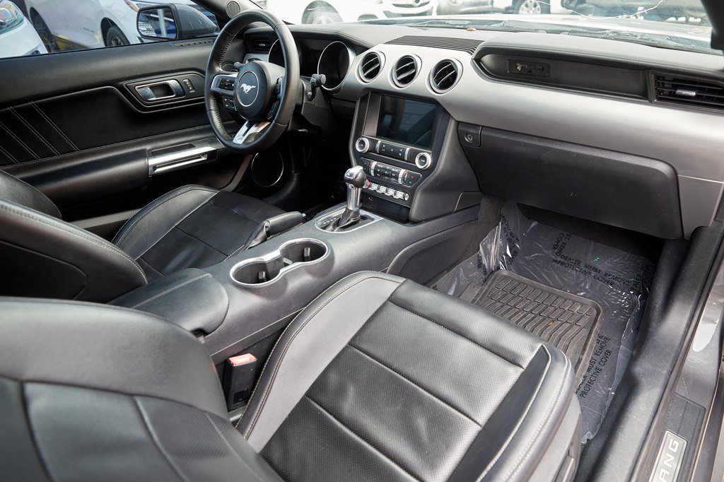 Used 2021 Ford Mustang Premium RWD image 17