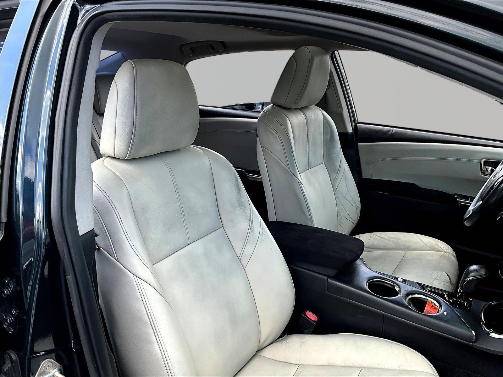 Used 2016 Toyota Avalon Touring FWD image 29
