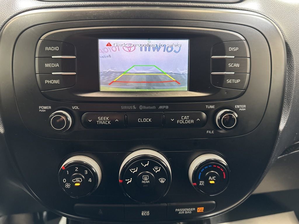 Used 2016 Kia Soul + image 30