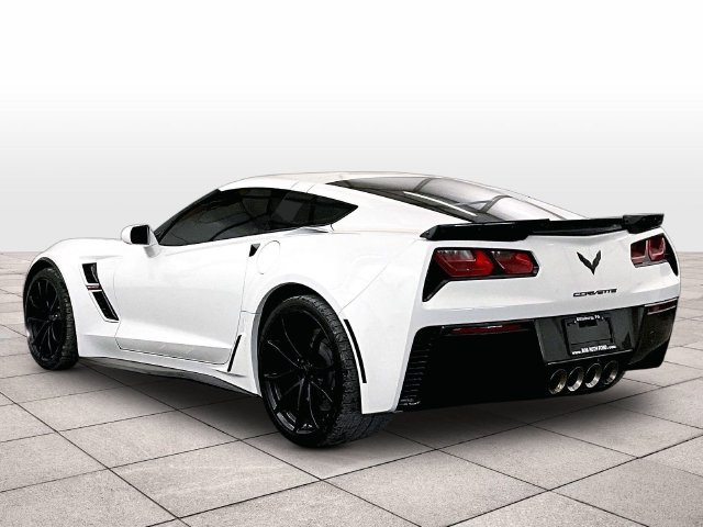 Used 2018 Chevrolet Corvette Grand Sport RWD image 10