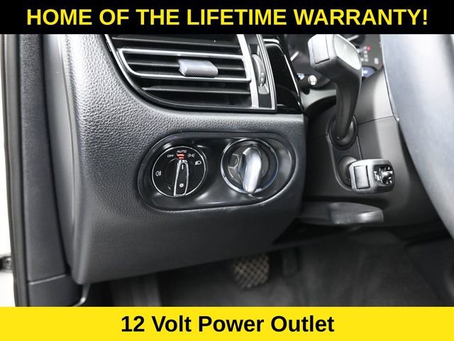 Used 2023 Porsche Macan S image 16