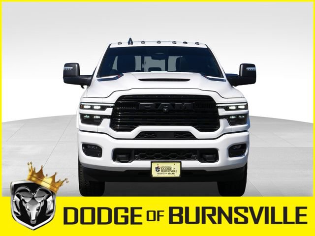 Used 2025 RAM 3500 Limited AWD/4WD image 2