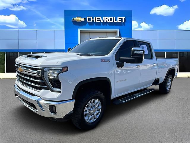Used 2024 Chevrolet Silverado 3500 LTZ w/ LTZ Premium Package AWD/4WD image 7
