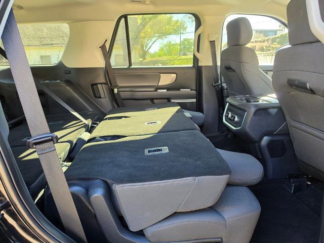 Certified 2025 Ford Expedition Active image 40