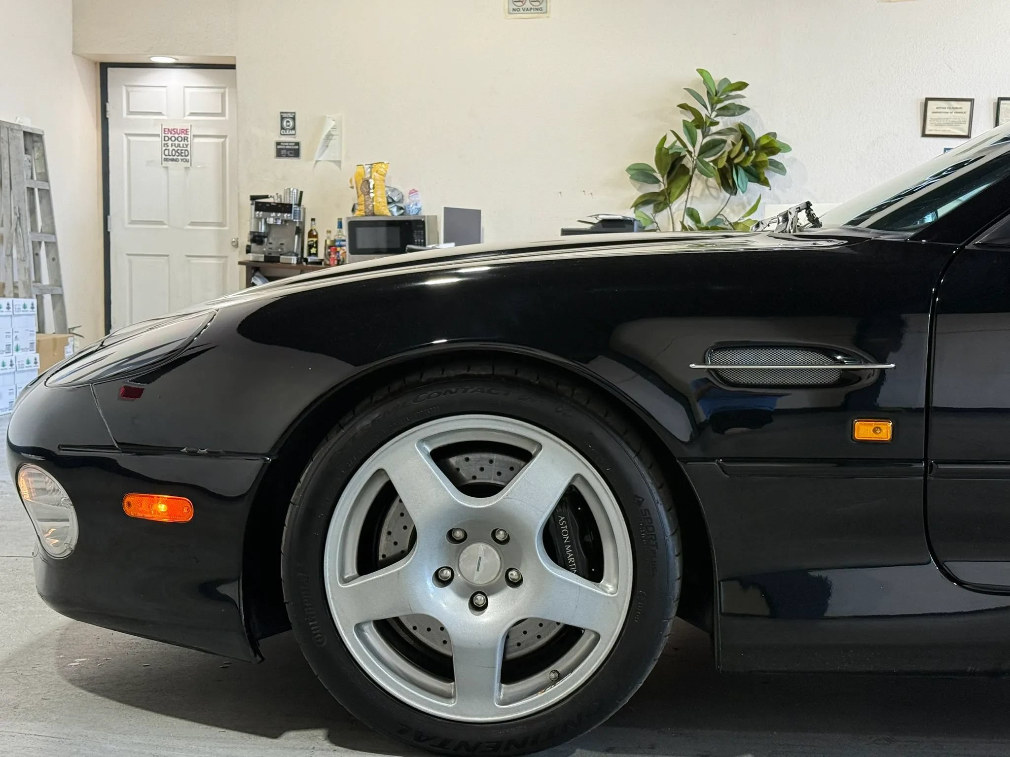 Used 2002 Aston Martin DB7 Vantage RWD image 20