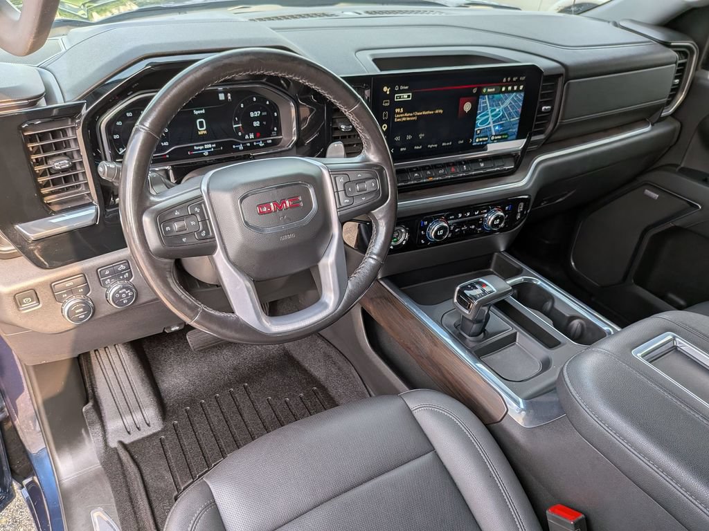 Used 2022 GMC Sierra 1500 SLT w/ SLT Convenience Package AWD/4WD image 16