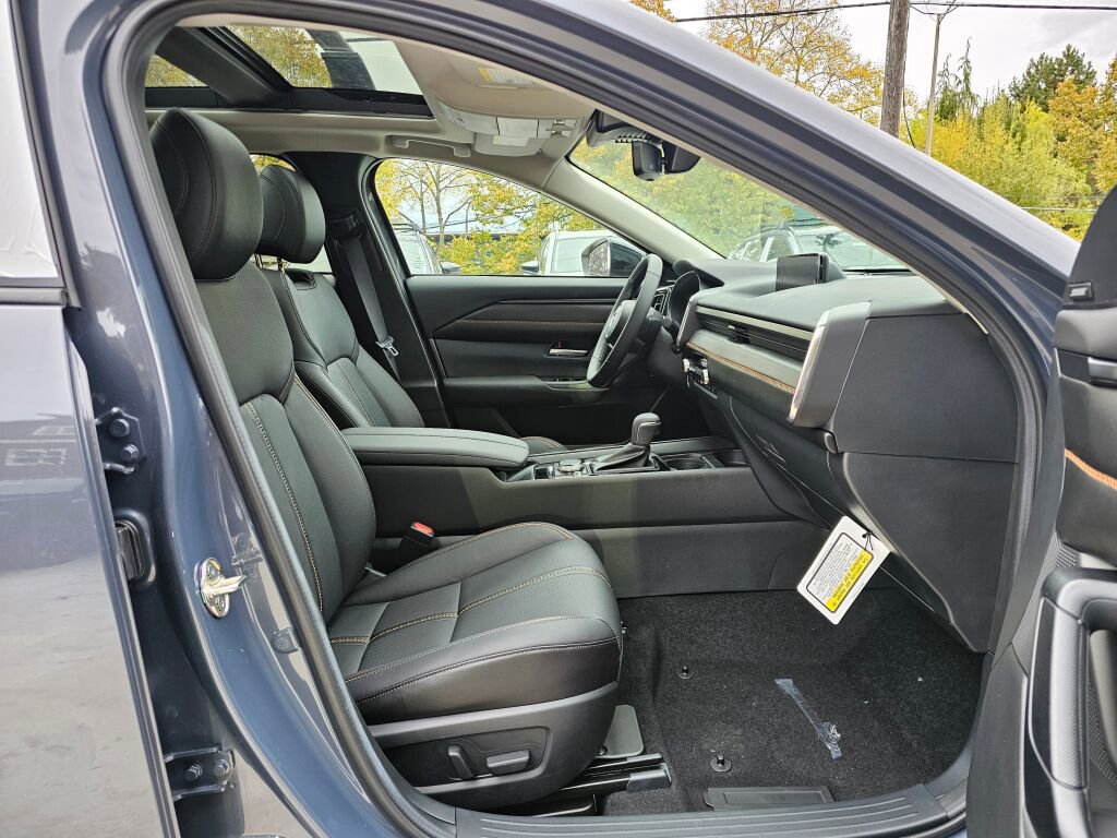 New 2025 MAZDA CX-50 2.5 Hybrid w/ Weather Package image 18