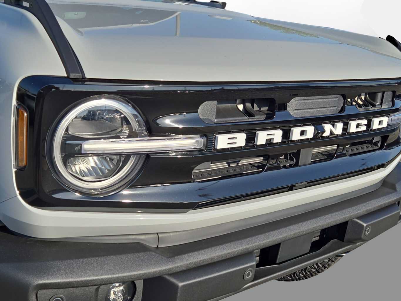 New 2026 Ford Bronco Outer Banks w/ Sasquatch Package AWD/4WD image 17