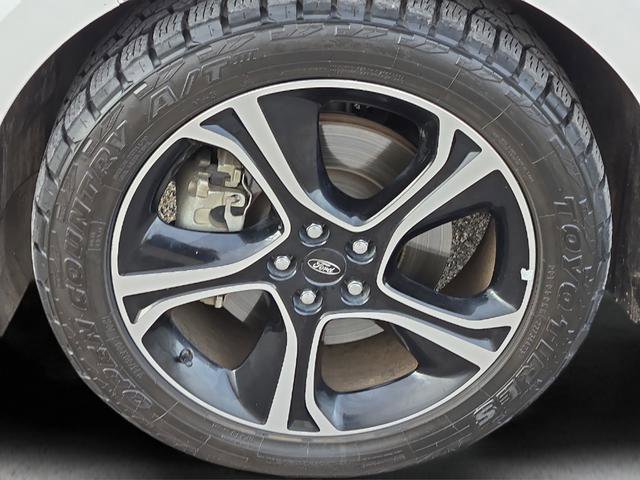 Used 2019 Ford Edge ST w/ Convenience Package image 9