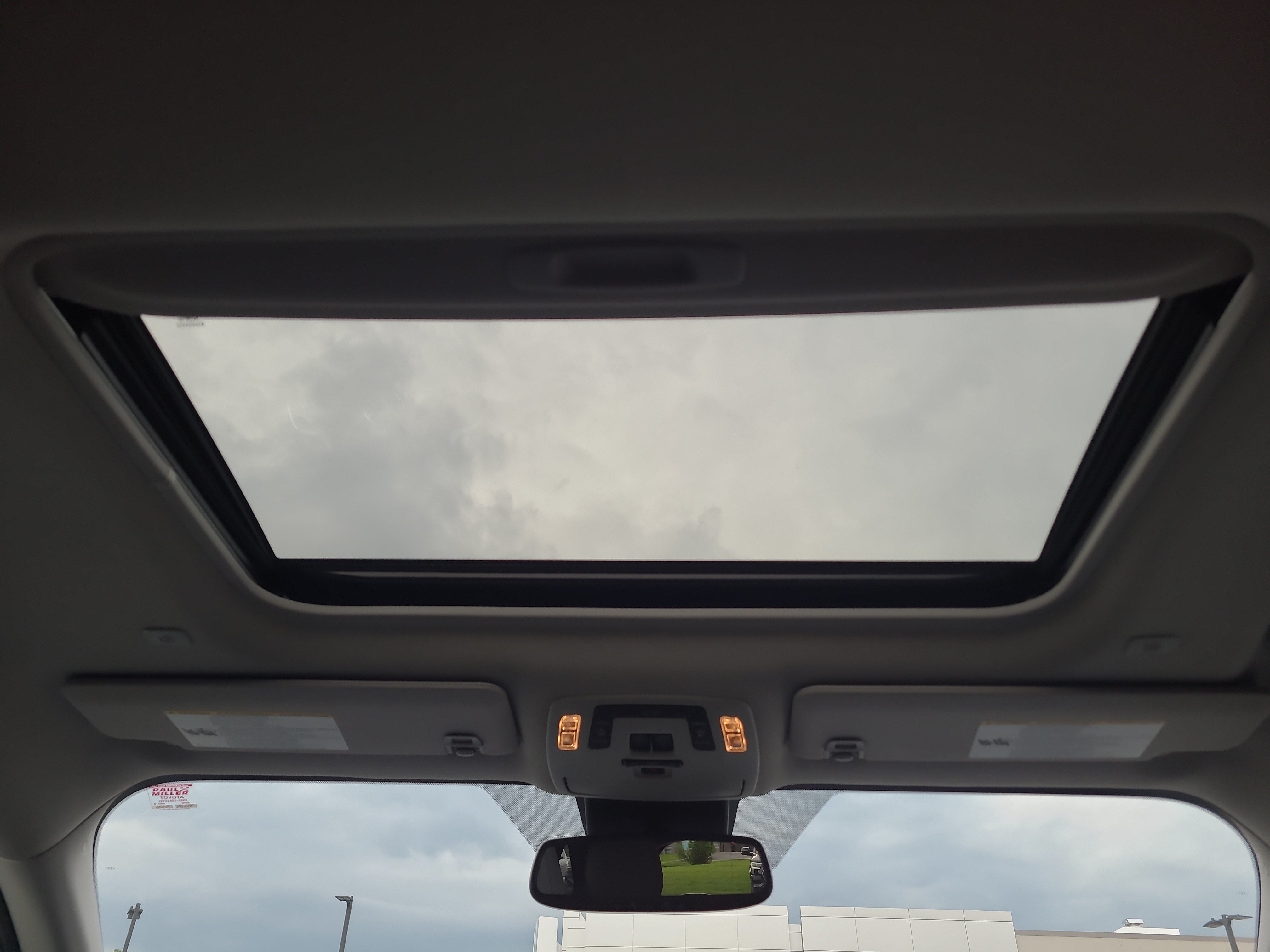 Certified 2025 Toyota Sienna XLE w/ XLE Plus Package AWD/4WD image 19