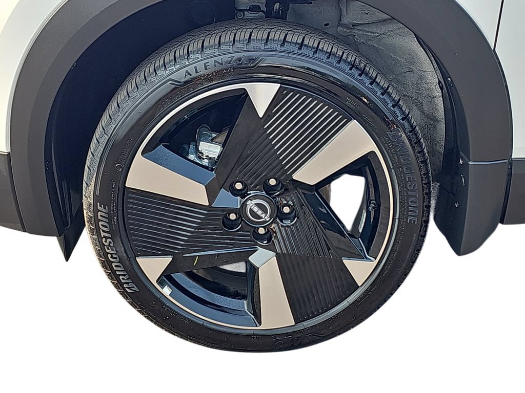 Used 2026 Nissan Kicks SR FWD image 29