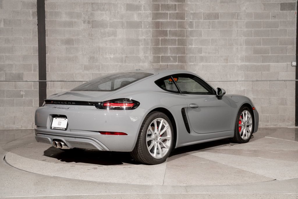 Used 2025 Porsche 718 Cayman S RWD image 8
