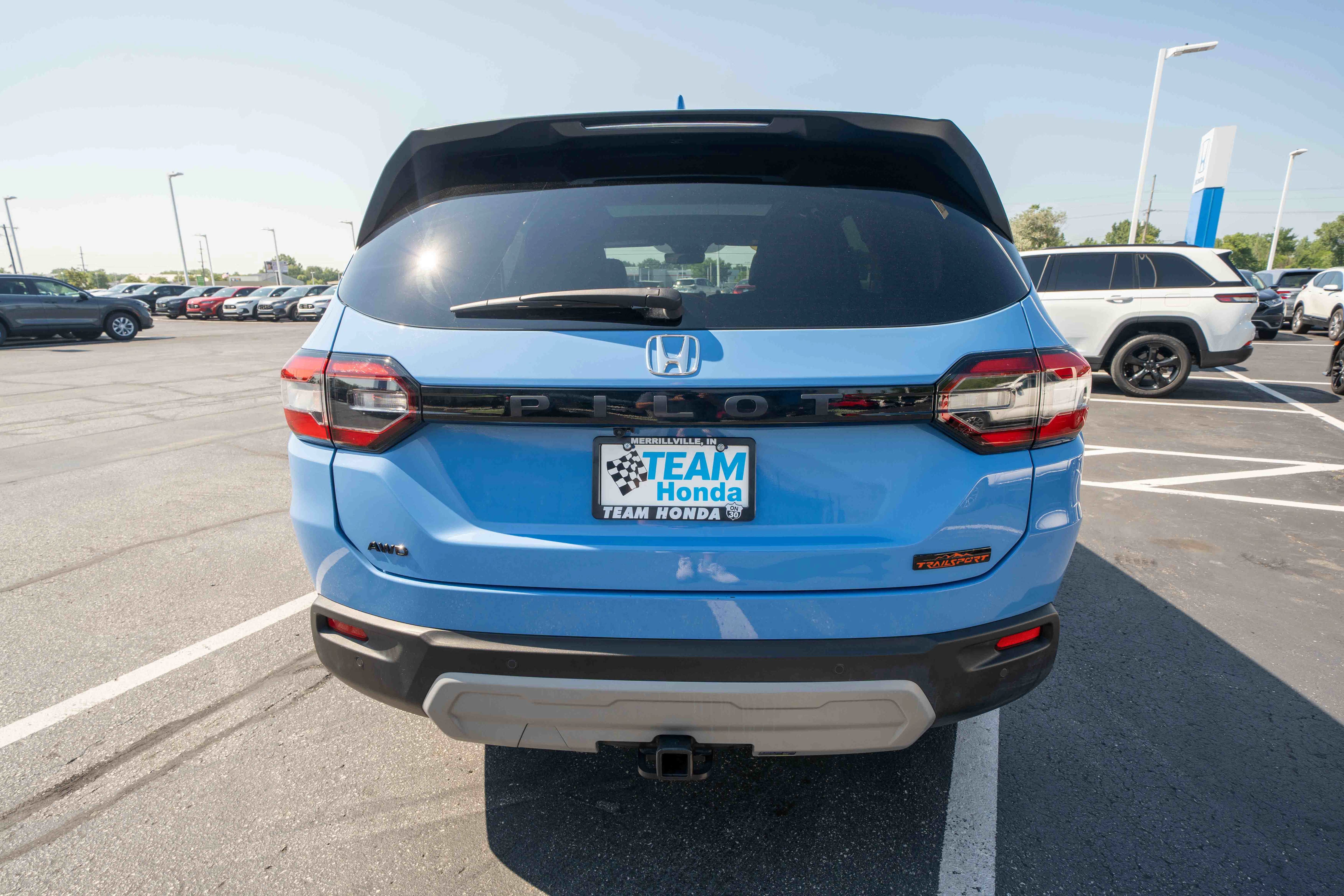 Certified 2025 Honda Pilot TrailSport image 5