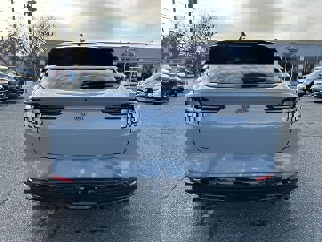 New 2025 Ford Mustang Mach-E GT image 4