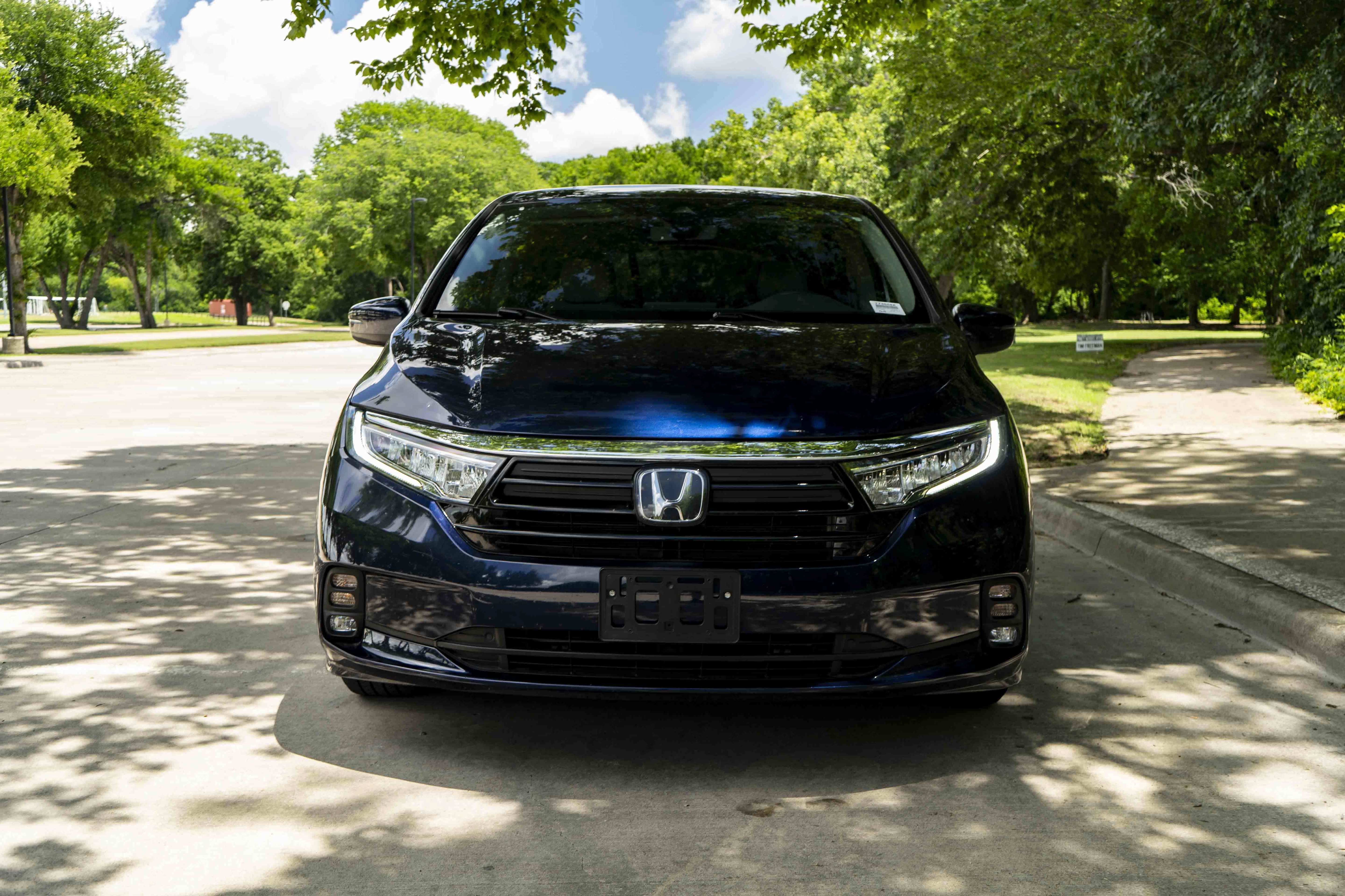 Used 2023 Honda Odyssey EX-L image 3
