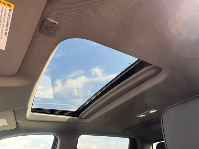 Used 2025 GMC Sierra 1500 Denali AWD/4WD image 10