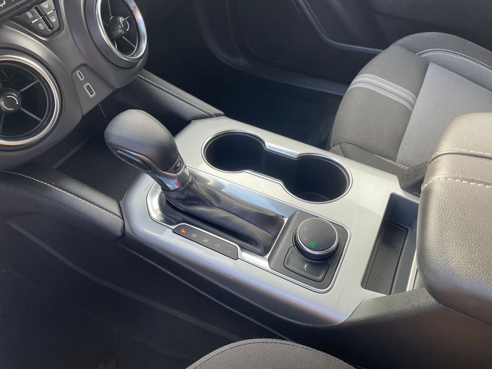 Used 2025 Chevrolet Blazer LT image 41