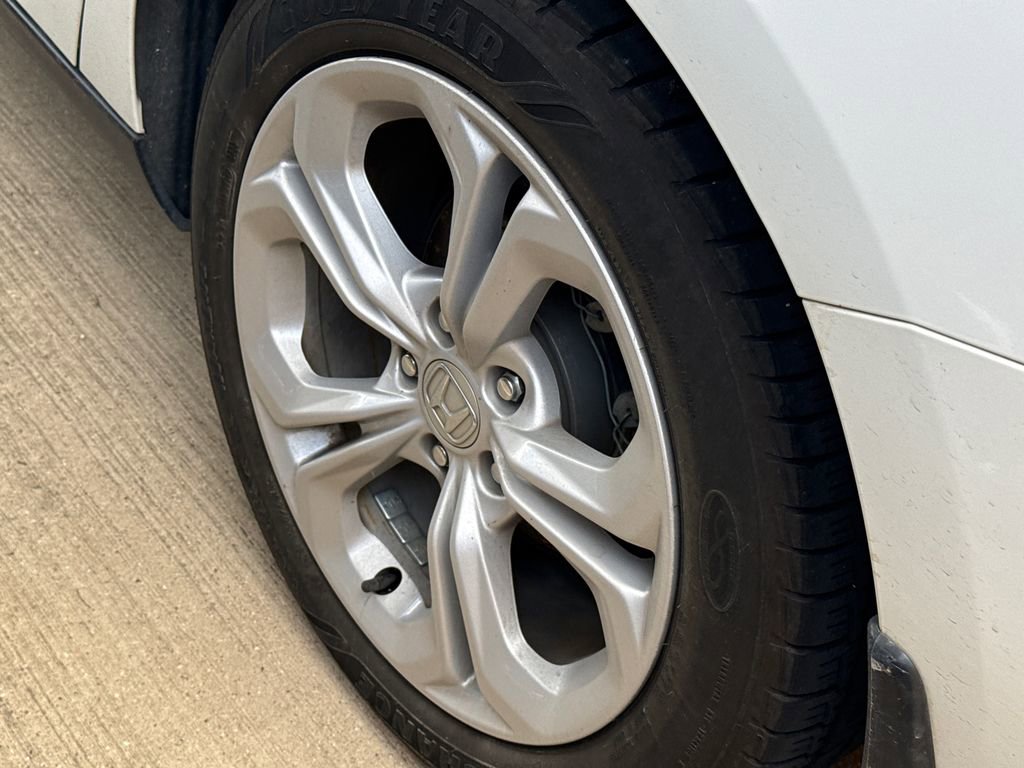 Used 2023 Honda Accord LX image 10