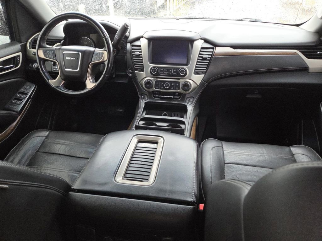 Used 2019 GMC Yukon XL Denali image 21