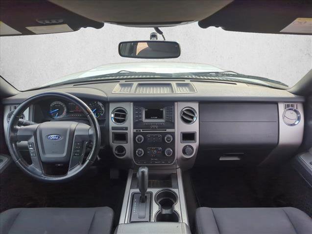 Used 2017 Ford Expedition EL XLT image 12