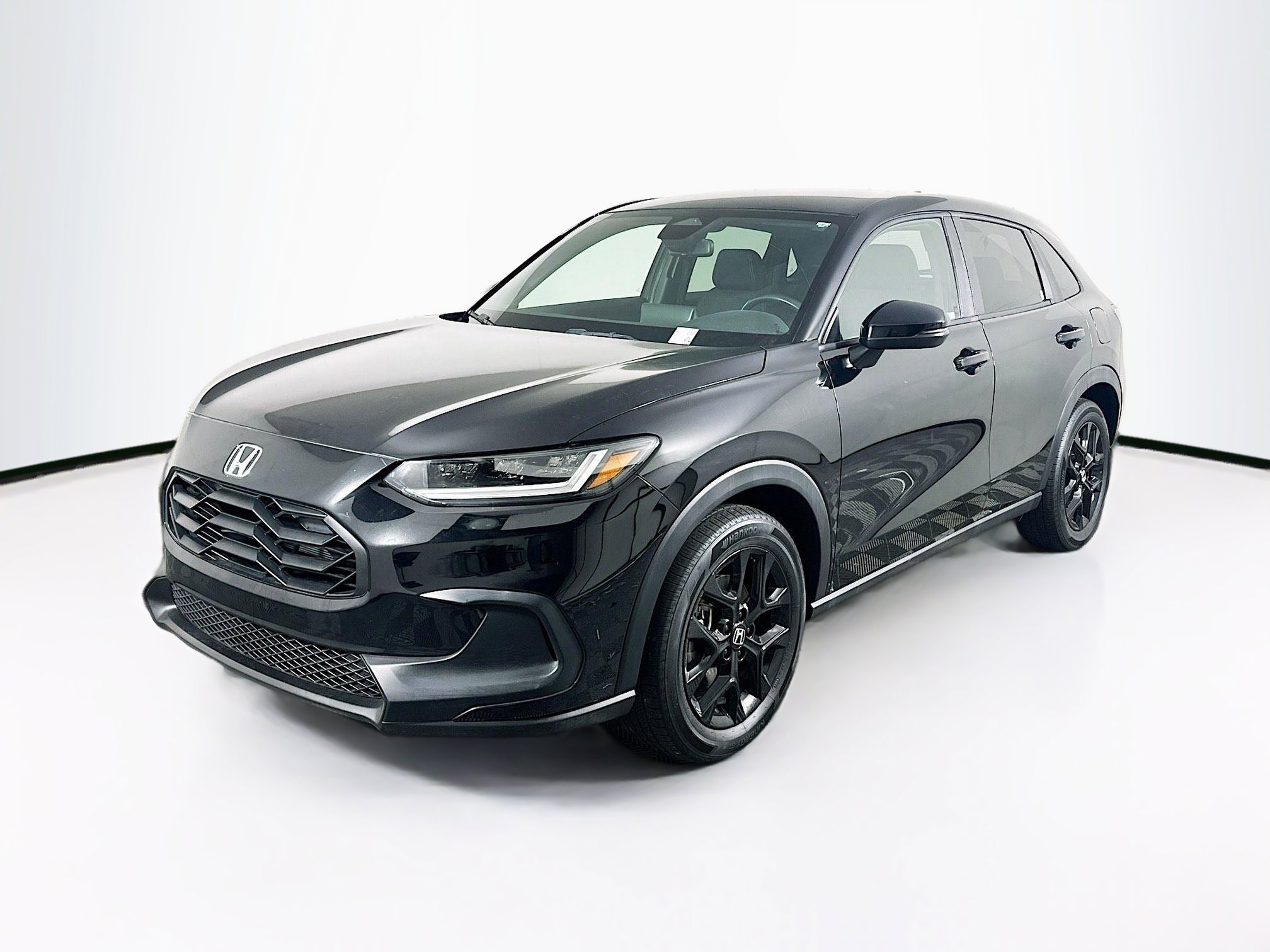 Used 2023 Honda HR-V Sport image 3