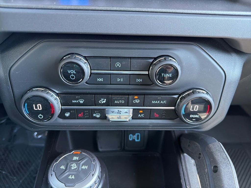 Certified 2025 Ford Bronco Badlands AWD/4WD image 33