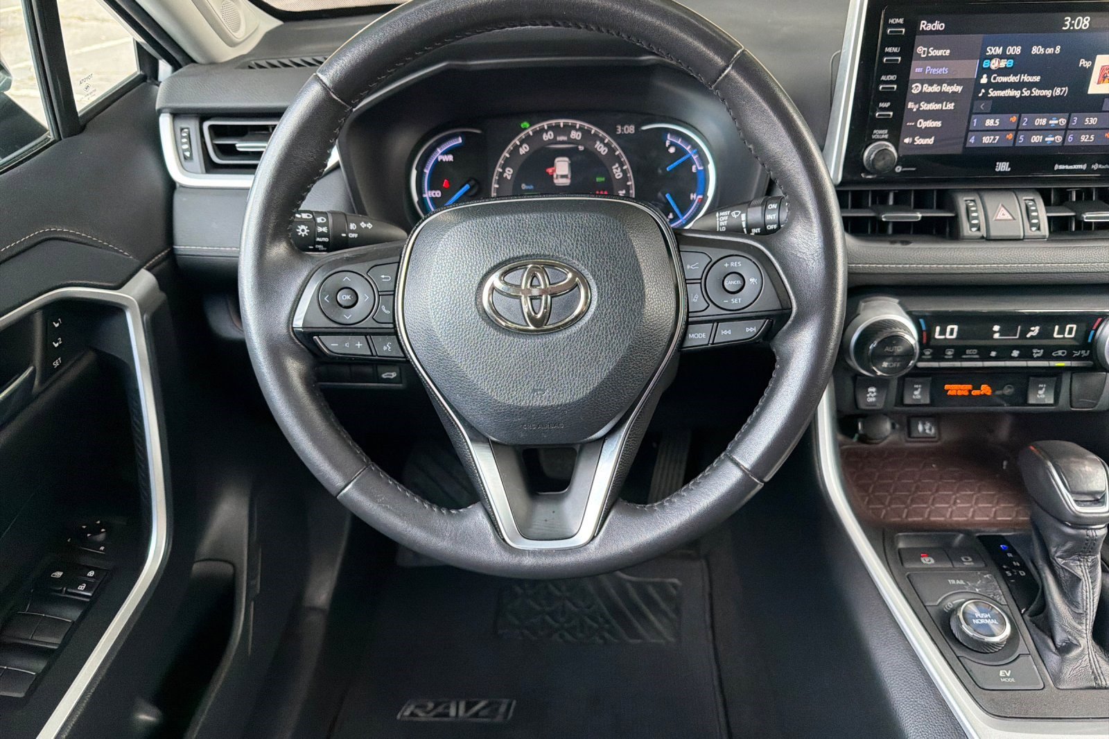 Used 2019 Toyota RAV4 Limited image 18