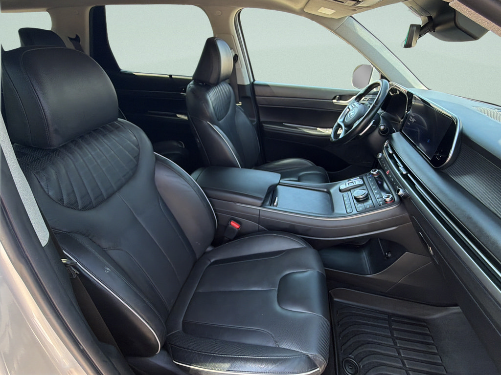 Used 2024 Hyundai Palisade Limited FWD image 10