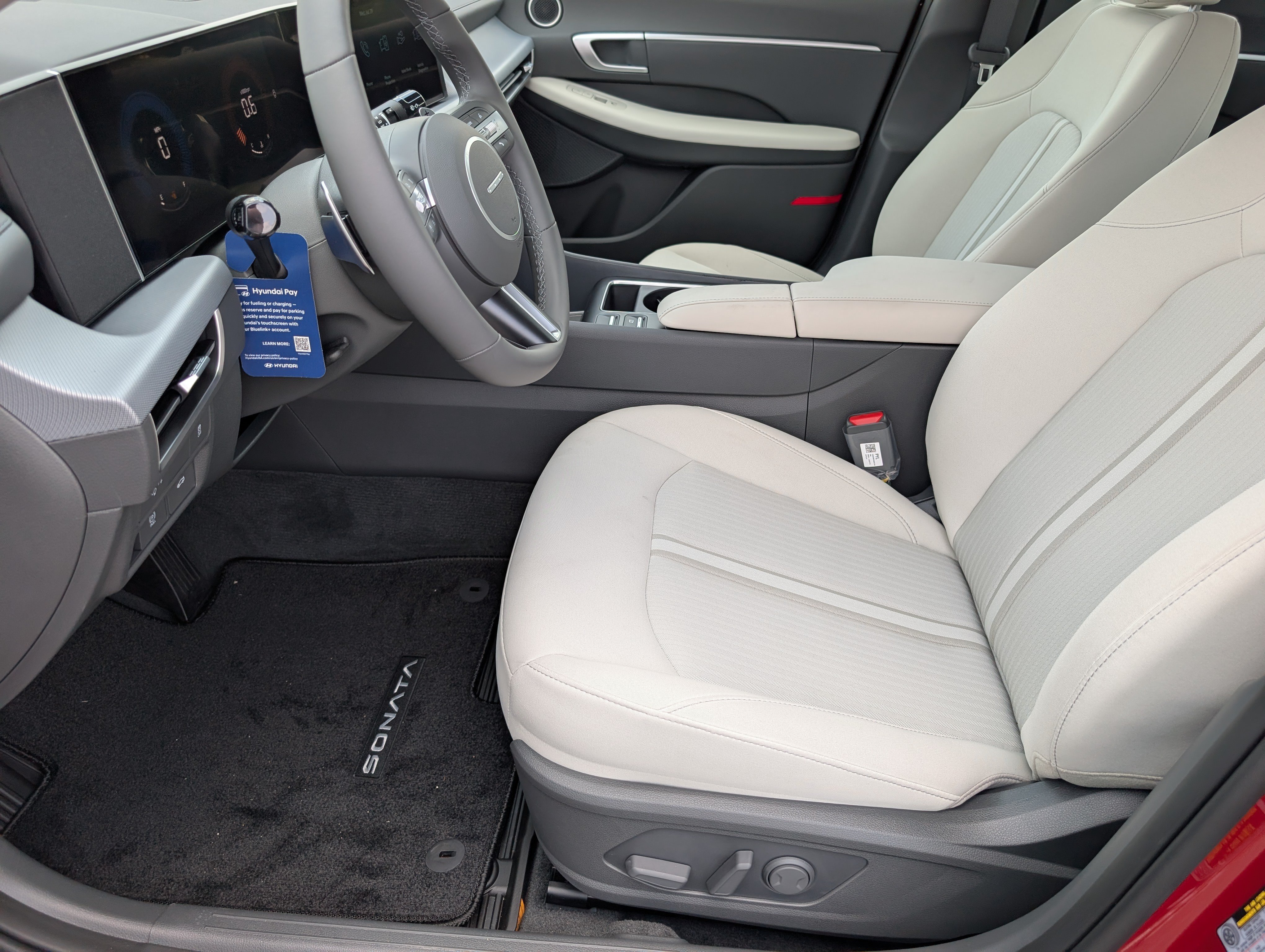 Used 2026 Hyundai Sonata SEL FWD image 25