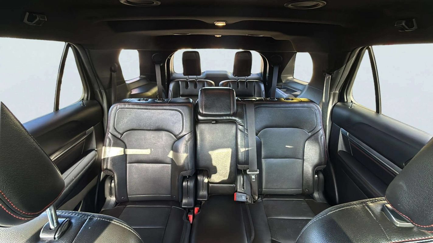 Used 2018 Ford Explorer Sport AWD/4WD image 19