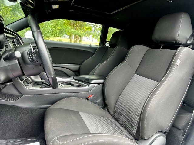 Used 2021 Dodge Challenger R/T w/ Blacktop Package image 19