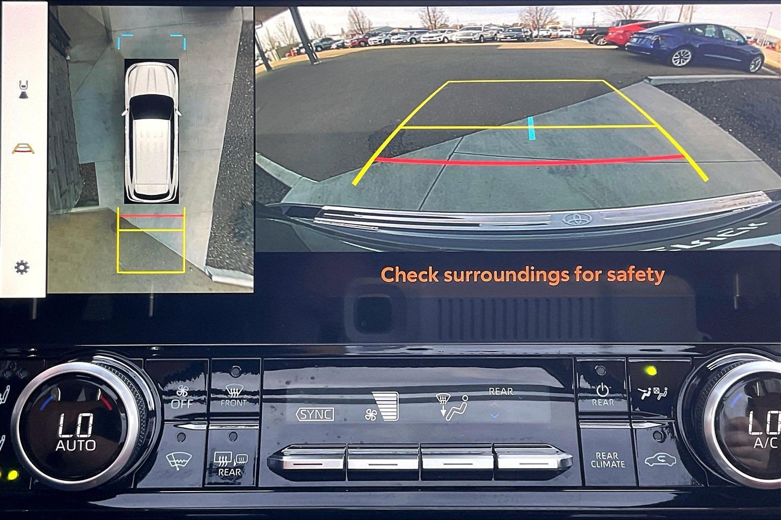 Used 2023 Toyota Highlander Platinum image 14