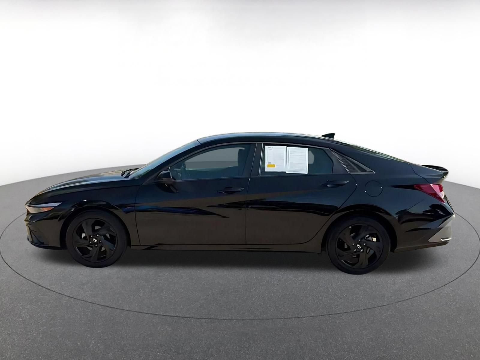 Used 2026 Hyundai Elantra Sport FWD image 8