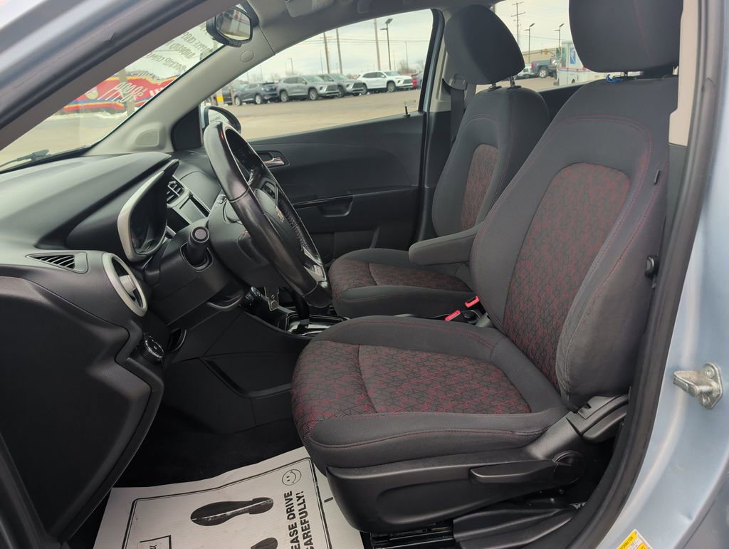 Used 2017 Chevrolet Sonic LT image 8