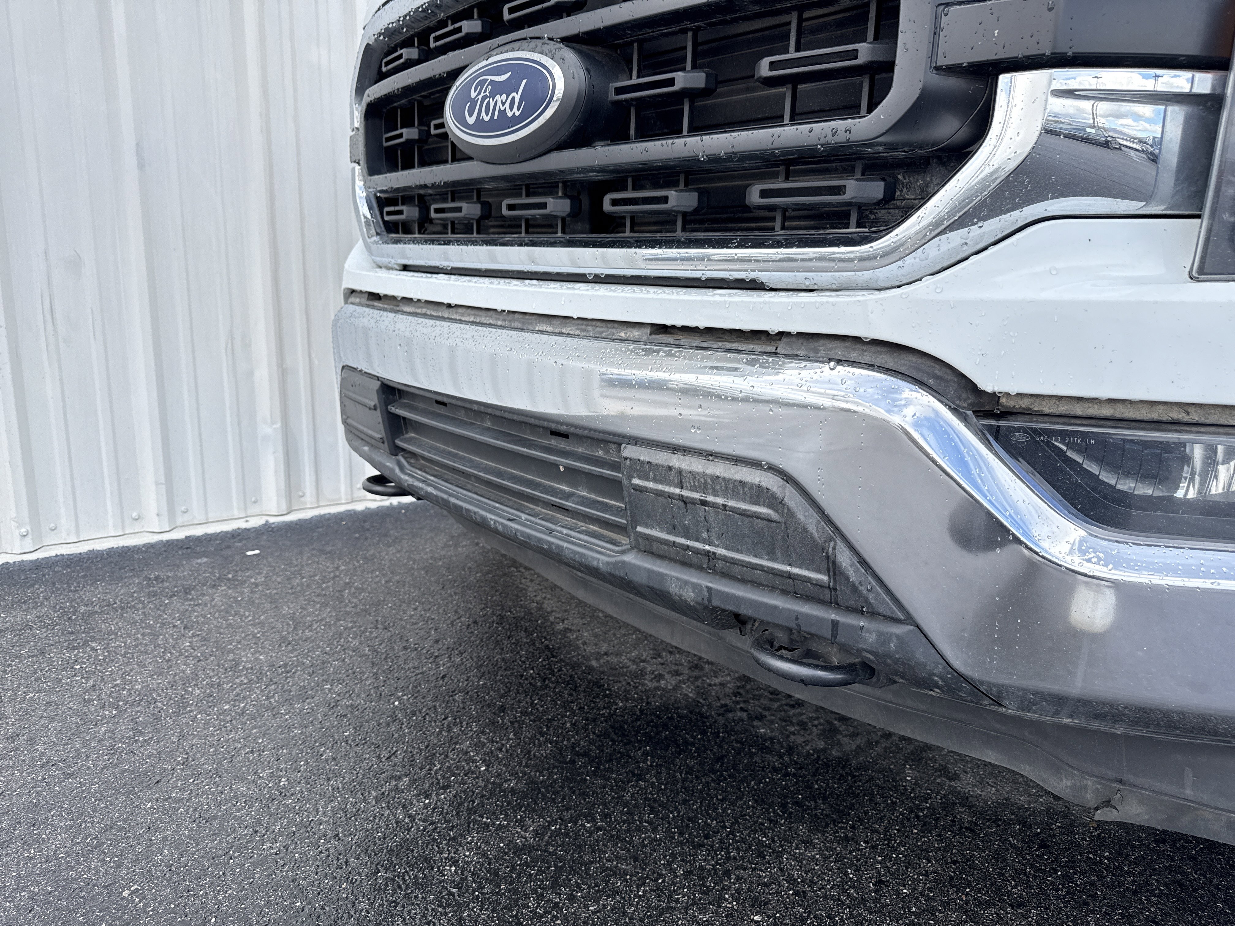 Used 2023 Ford F150 XLT w/ Trailer Tow Package image 6