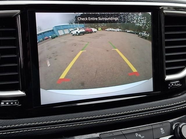 Used 2024 Chrysler Pacifica Select image 23