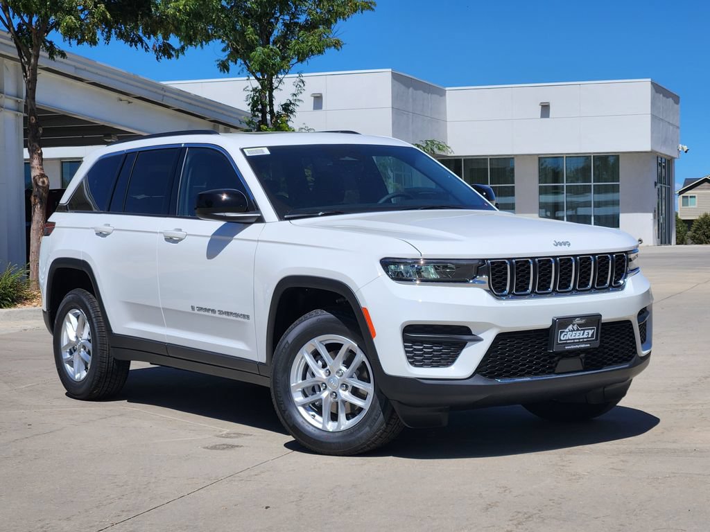 New 2026 Jeep Grand Cherokee Laredo X AWD/4WD image 1