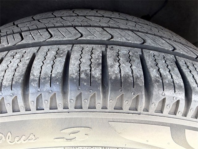 Used 2018 Chevrolet Equinox Premier image 35