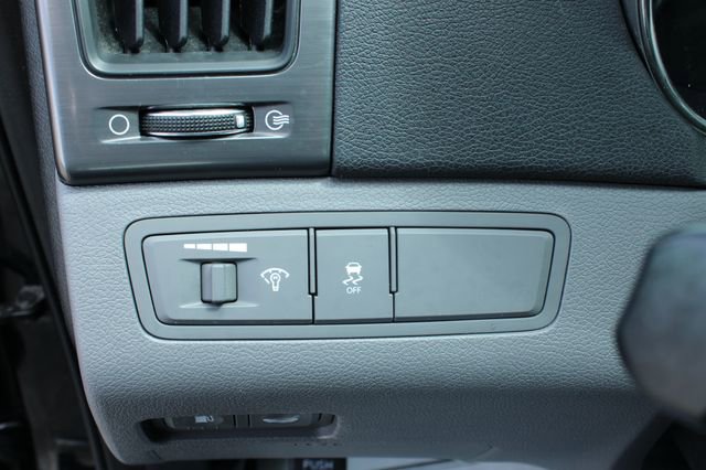Used 2013 Hyundai Sonata Limited FWD image 15