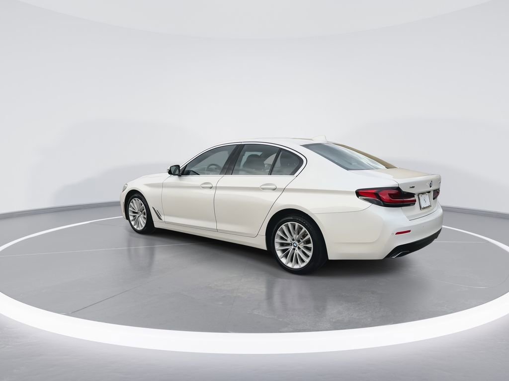 Certified 2022 BMW 530i xDrive w/ Convenience Package image 6