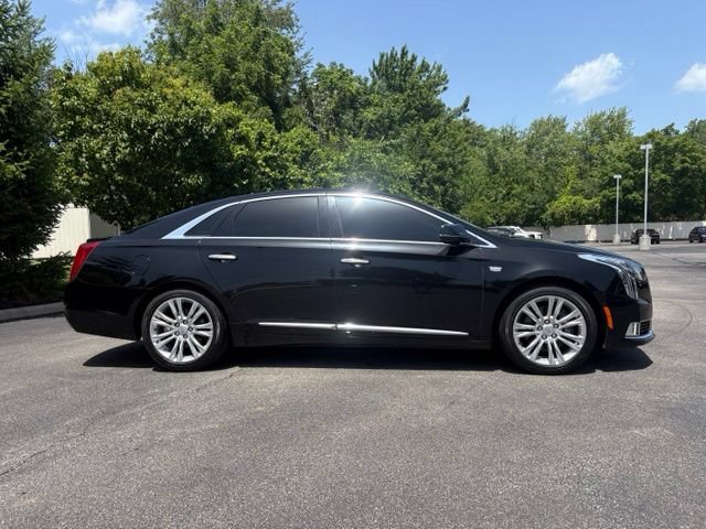 Used 2019 Cadillac XTS Luxury FWD image 8